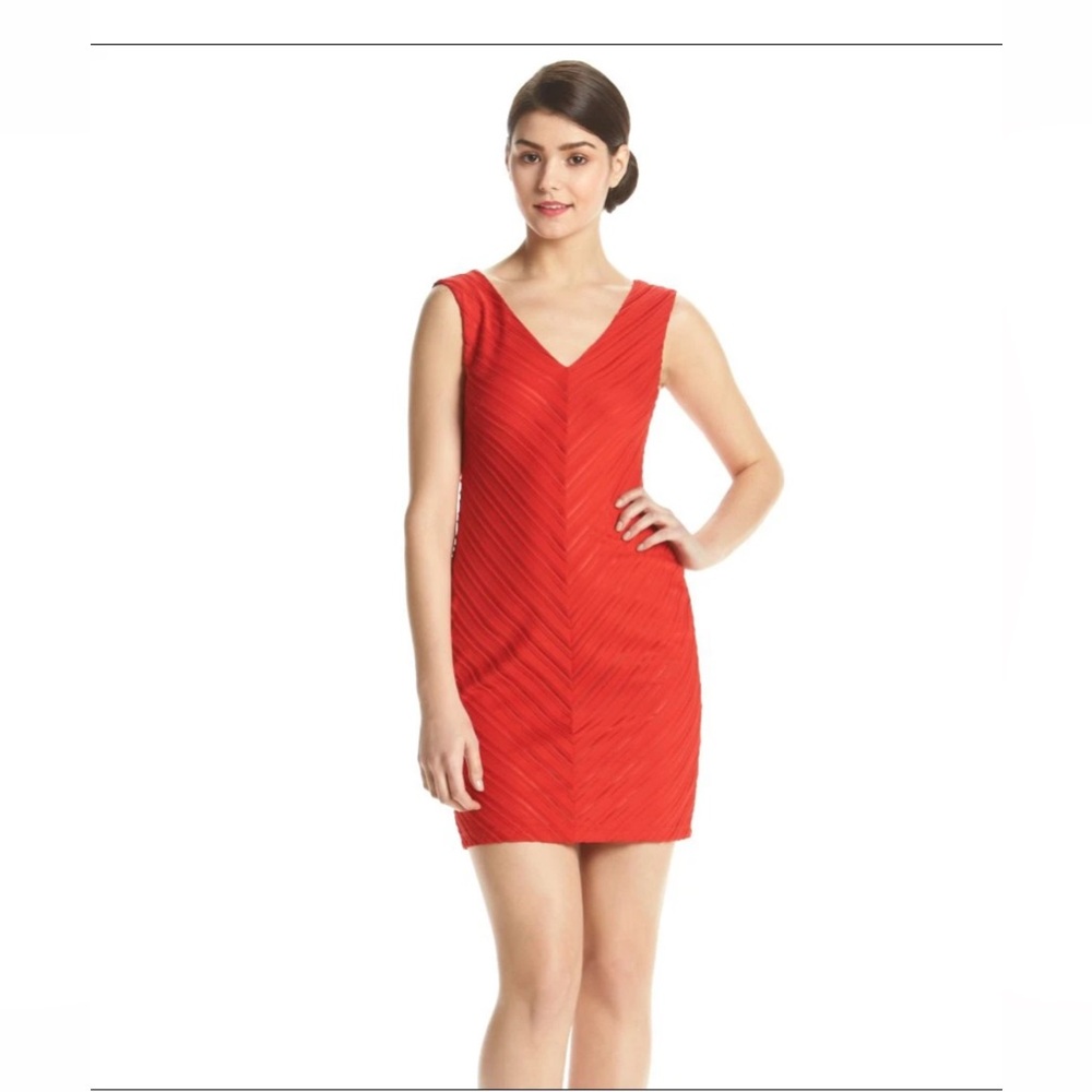 (GUC) GUESS Red Sleeveless V-Neck Midi Dress